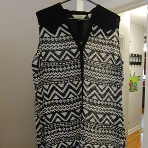 Black & White printed top